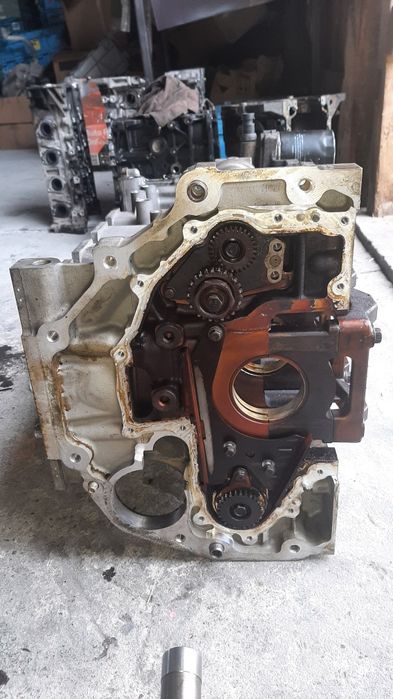 Blok silnika 3.5 benzyna  Hammer h3.  Chevrolet Orlando