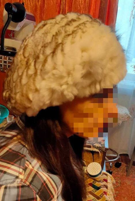Продам женский зимний берет