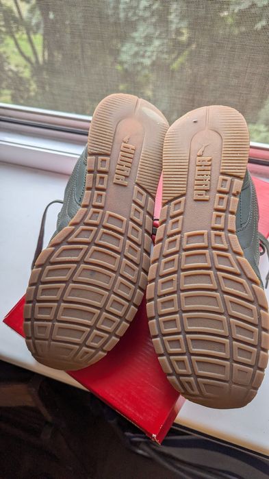 Кросівки Puma р.42-42.5