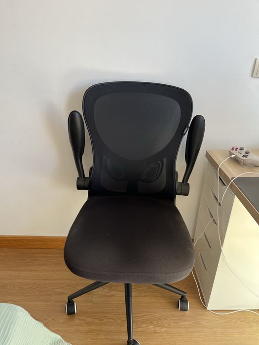 Cadeira de escritório ergonómica