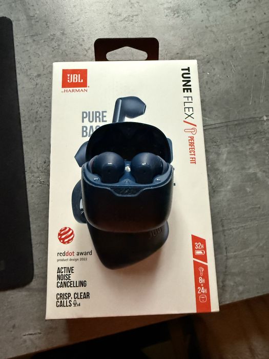 Беспроводные наушники JBL Tune Flex