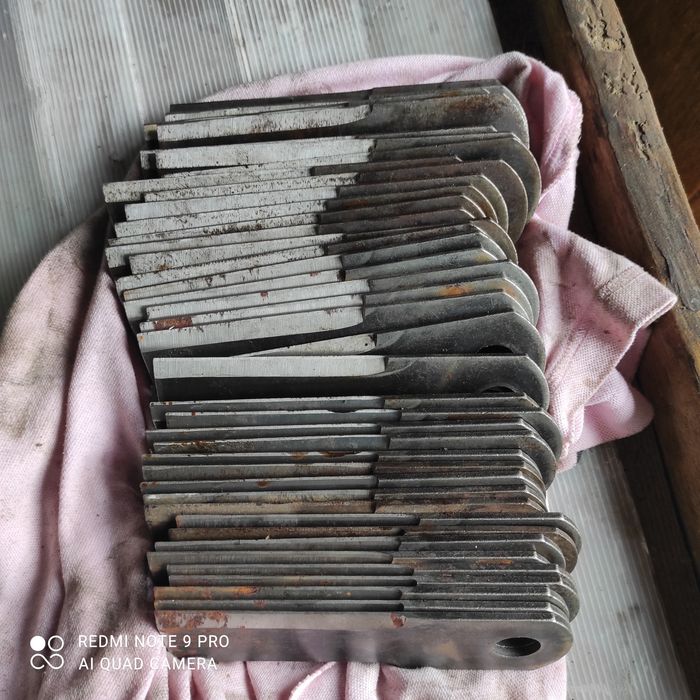 Noże do sieczkarni 173x50x4 fi 20mm 5110/70001/0 nabity jest numer