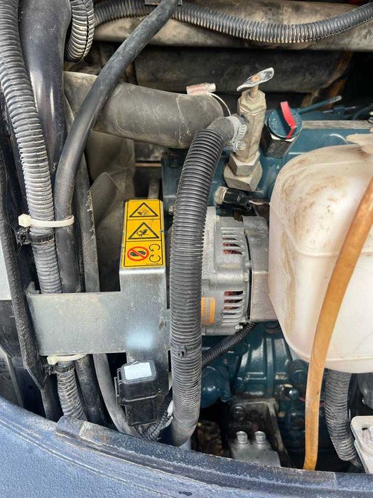 Мініекскаватор гусеничний Кубота КХ -101 3 а 3