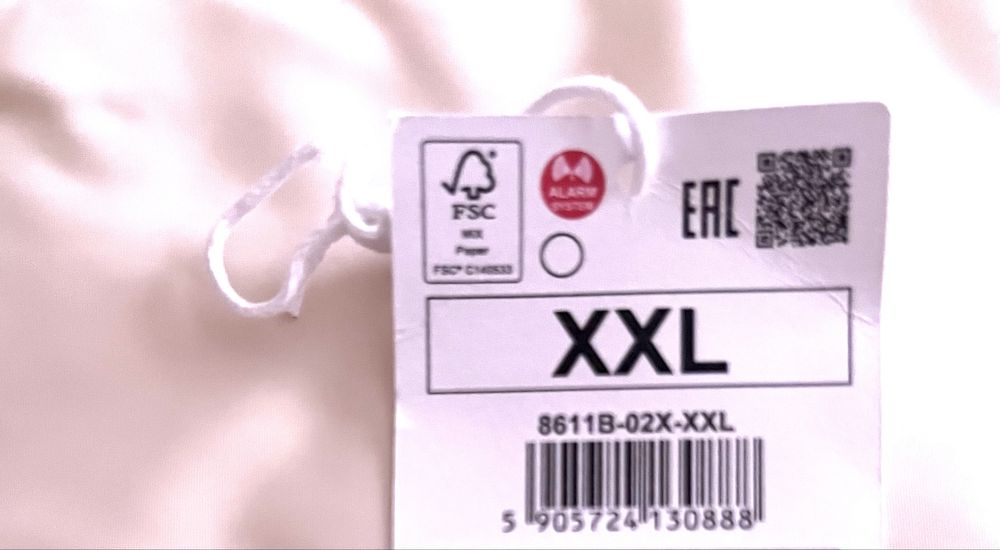 Модные женские.  курточки новая 58-й размер