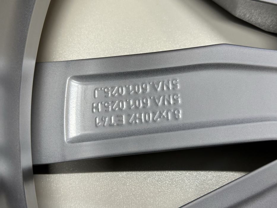 Оригінальний диск Volkswagen Tiguan 1шт 5х112 R20. 5NA601025H