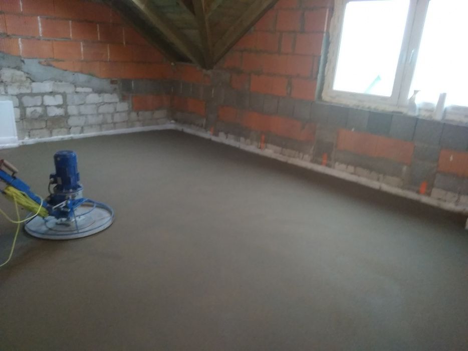Posadzki wylewki mixokretem z zacieraniem mechanicznym ,Tynki ,remonty
