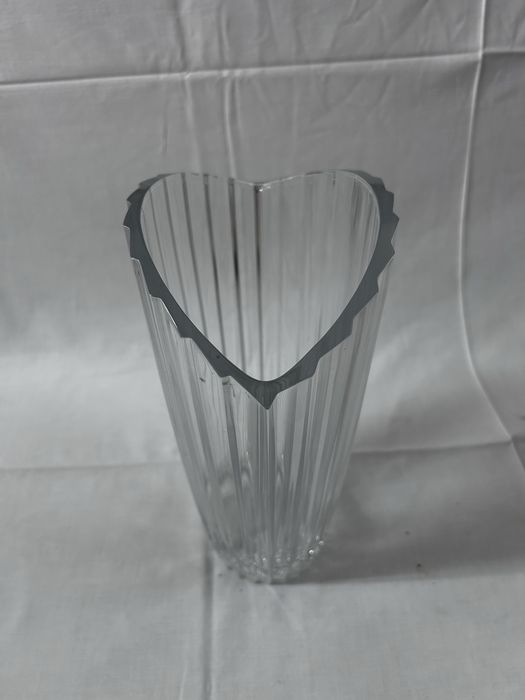 Vaso de cristal em forma de leque
