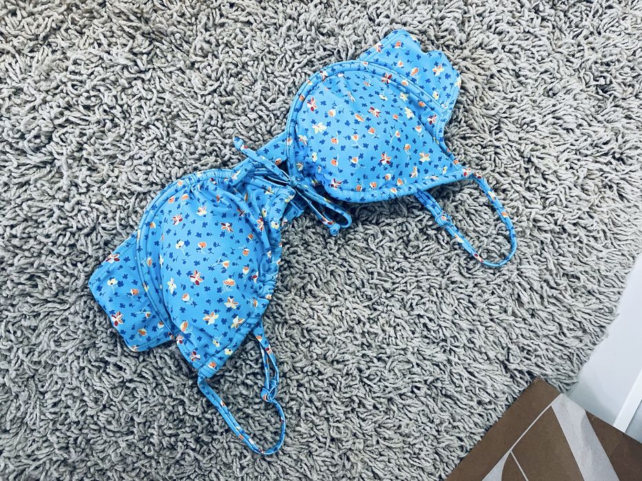 Biustonosz kapielowy niebieski bikini rozm M