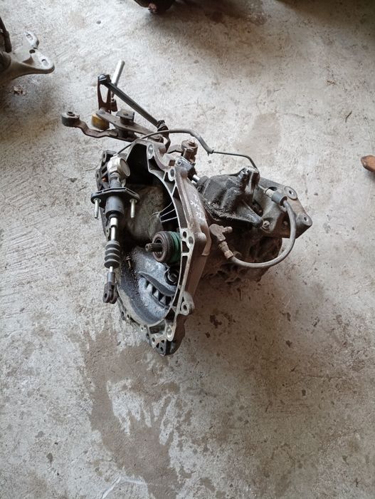 Manualna skrzynia biegów opel corsa c 1.2 benzyna
