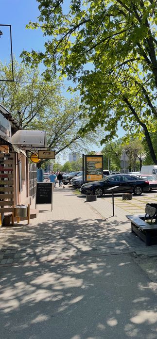 Оренда приміщення, магазину з обладнанням(холод,мороз вітрини).