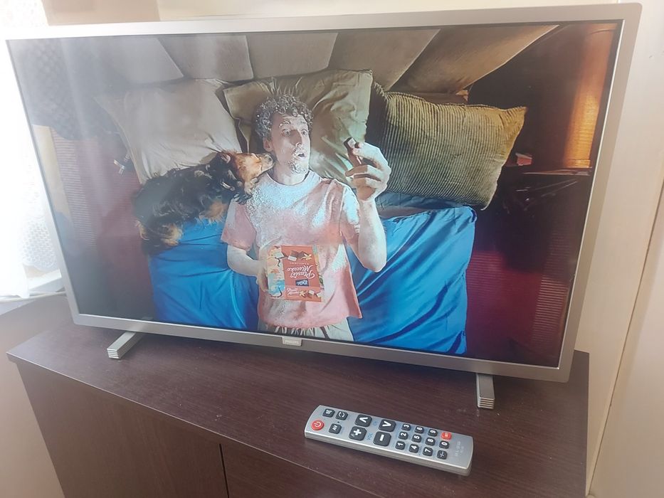 Telewizor Philips 32 cale , wbudowany dekoder