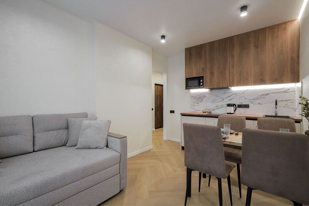 Романтична затишна квартира в ЖК Варшавський +, ГЕНЕРАТОР