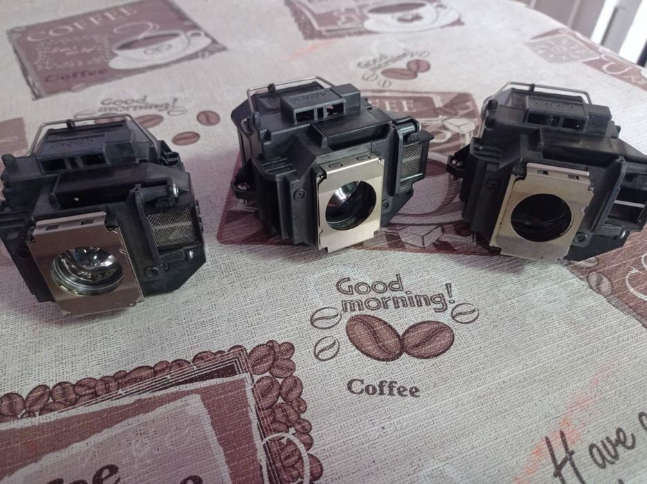 Корпуса ламп проэкторов Epson EPPL 54 б/у