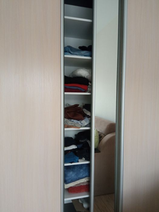 Продається шафа- купе.