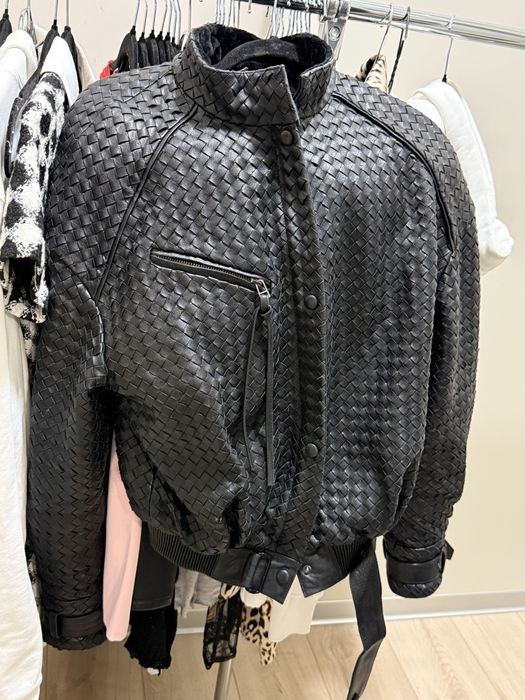 Куртка шкіряна.Куртка весняна.Куртка плетена.Куртка кожанная