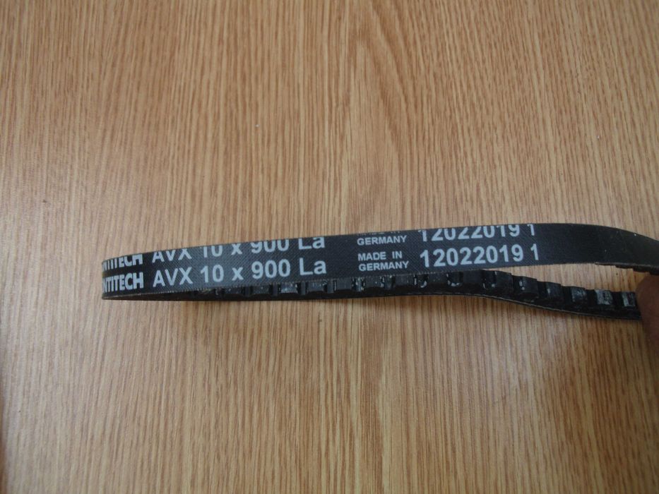 Ремень генератора CONTITECH AVX10X900
