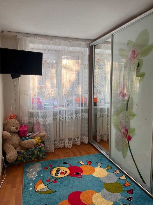 2 кімнатна Виставка ,зупинка думка. ід 42462