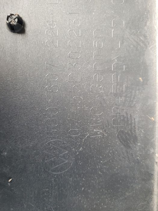 Zderzak vw golf Vll lift siwy