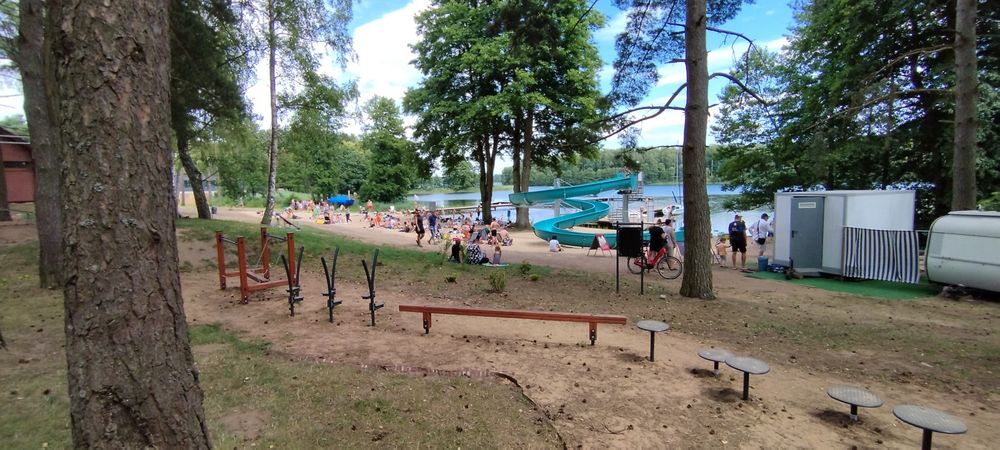 Domek nad jeziorem 8 os - północna Wielkopolska