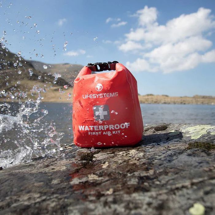 Apteczka wodoszczelna Lifesystems Waterproof First Aid Kit