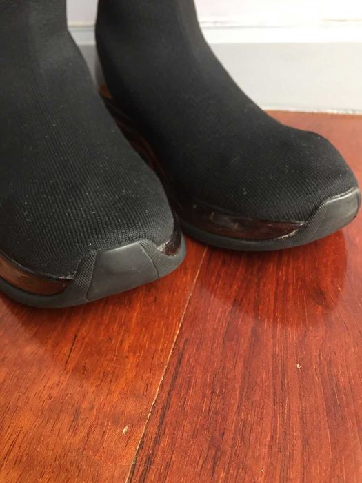Botins pretos tecido --- MICHAEL KORS -- nr. 35 ( Modelo: Kendra )