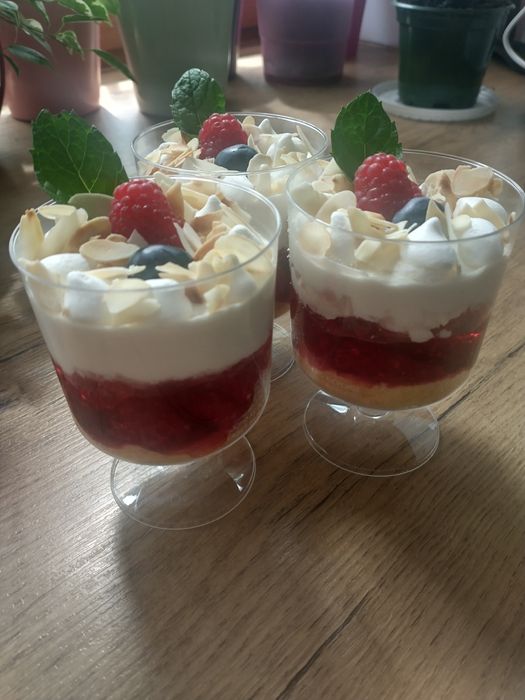 Słodki stół- deserki w pojemnikach!!