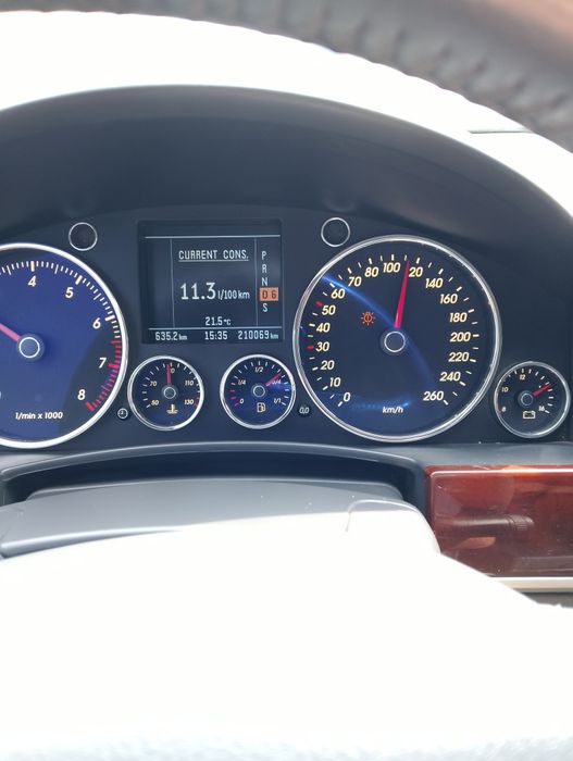 Volkswagen touareg Фольцвагет таурек Вольксваген туарег