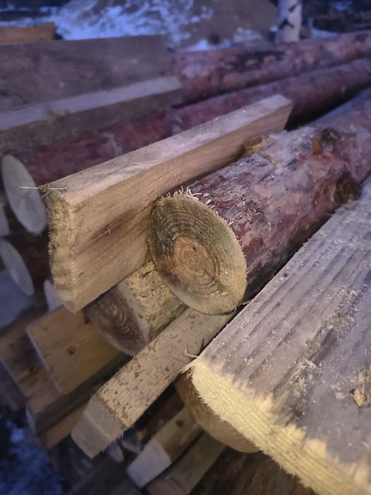 Stemple budowlane drewniane - 2.46cm