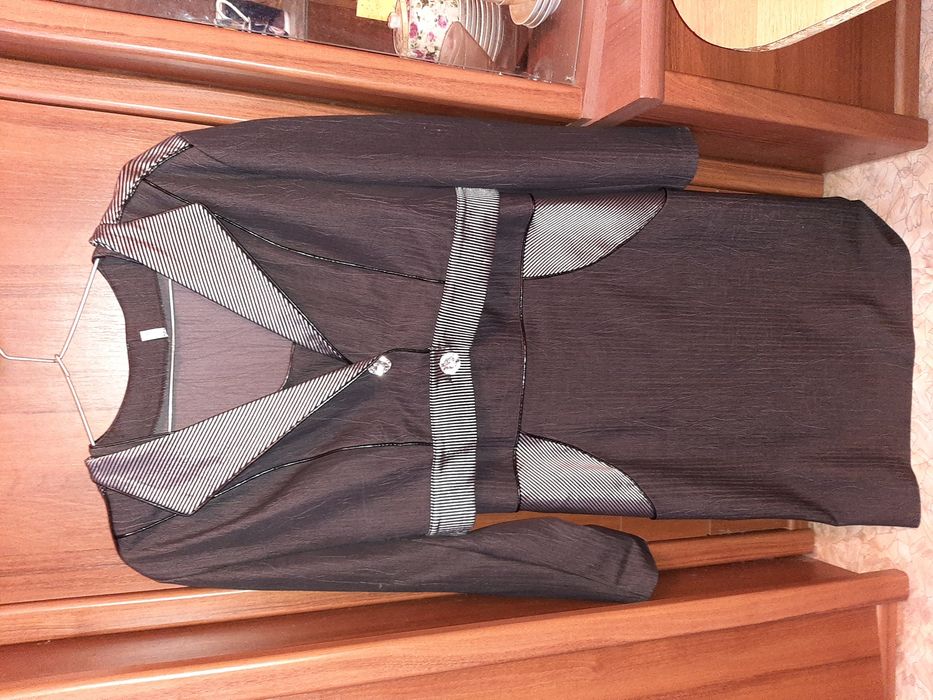 Продам стильний костюм