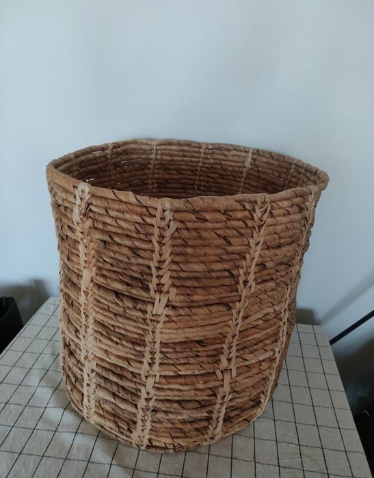duży pleciony naturalny kosz Zara Home
