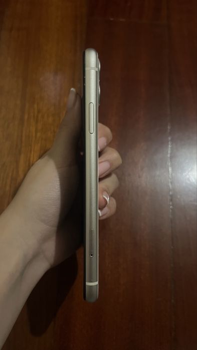 iPhone 11 64 GB – Bom estado – Bateria 99%