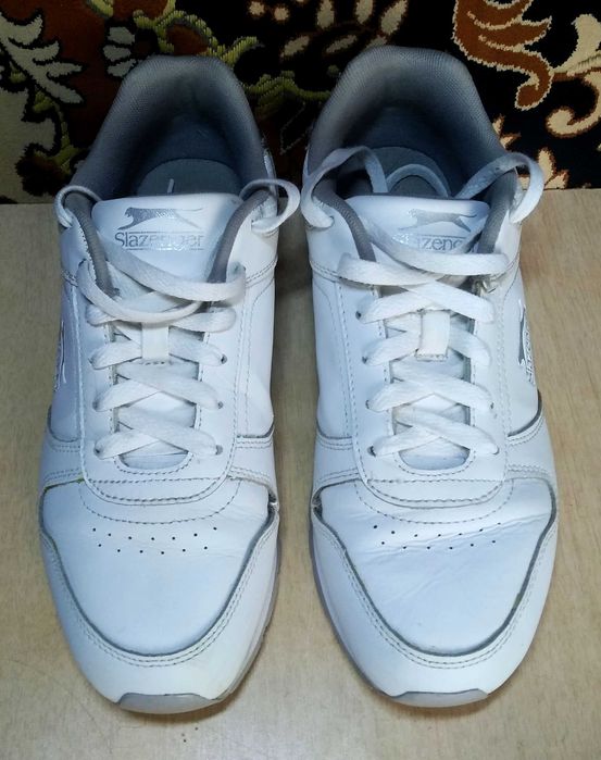 Кроссовки женск. Slazenger Indonesia (стелька 25 см.) б/у. Возм. обмен