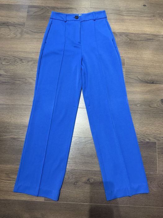 Spodnie damskie materiałowe Reserved xs