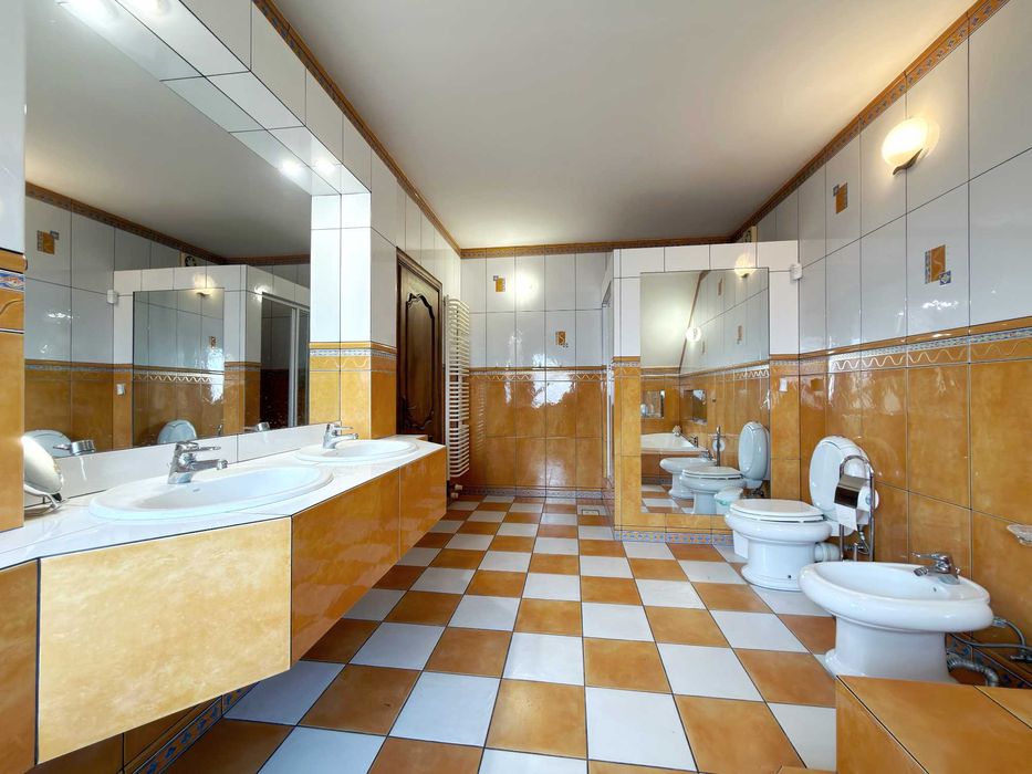 ПРОДАЖ пʼятикімнатного будинку у ЛЬВОВІ вул. Загородня (Левандівка)