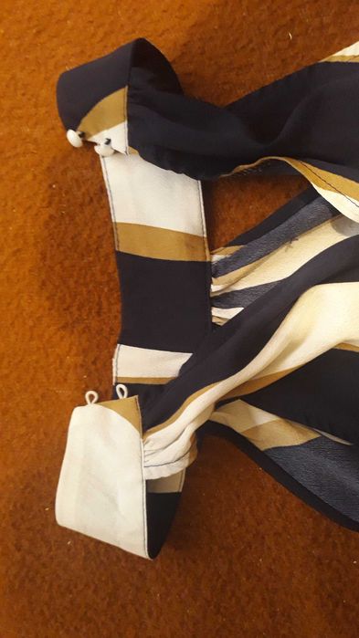 Blusa de senhora - M - nova - portes incluídos