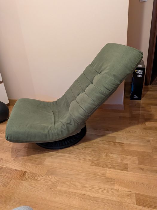 Fotel  podłogowy obrotowy HEMI