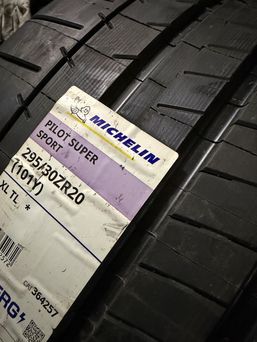 295/30 r 20 Michelin 1 шт.