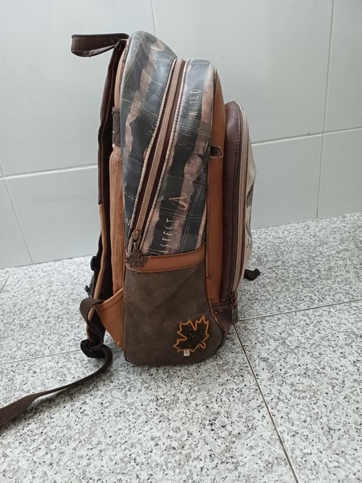 Mochila escolar.