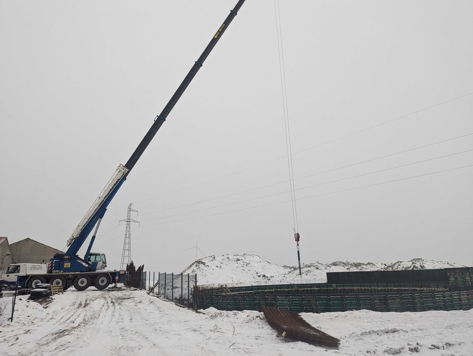 Usługi dzwigowe do 110 ton.