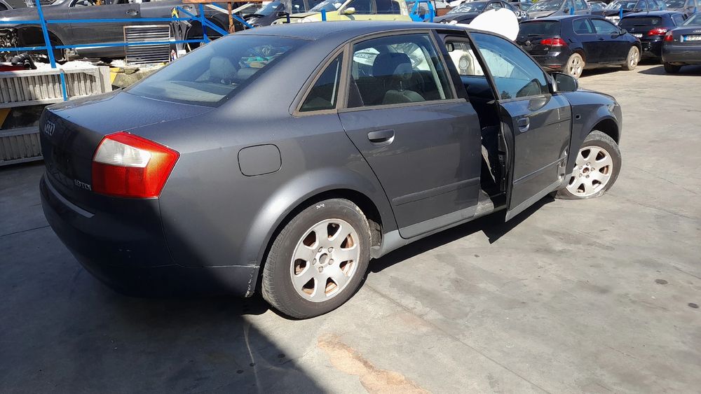 Para peças AUDI A4 (8E2, B6)