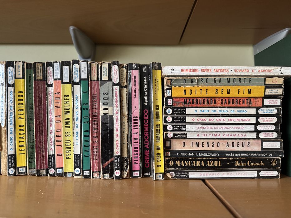 Policiais coleccao vampiro