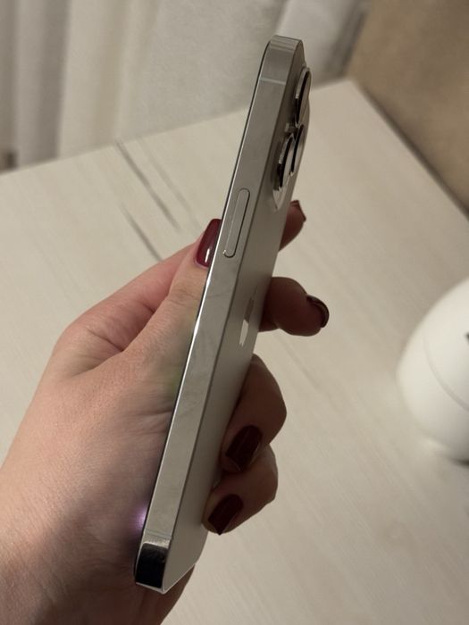 Apple iPhone 13 pro White