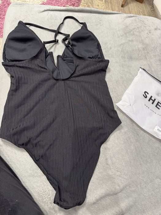 Купальник shain.  Новый