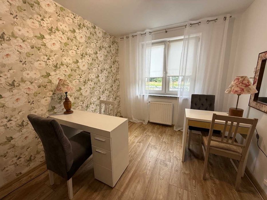 Podnajmę stanowiska manicure