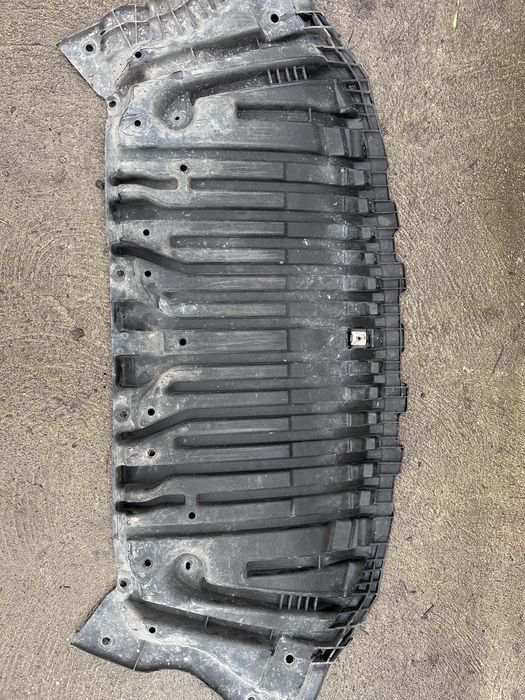 Захист двигуна Mercedes w212