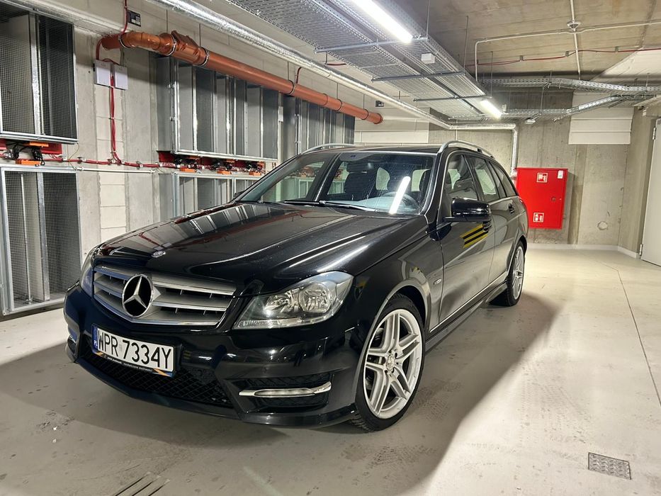 Mercedes-Benz Klasa C Mercedes-Benz C250 CGI AMG Pakiet | Harman Kardon | 7G-Tronic |Zadbany