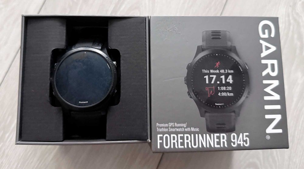 Smartwatch GARMIN Forerunner 945