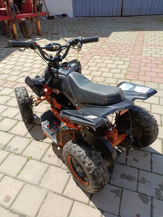 Продам електроквадроцикл
