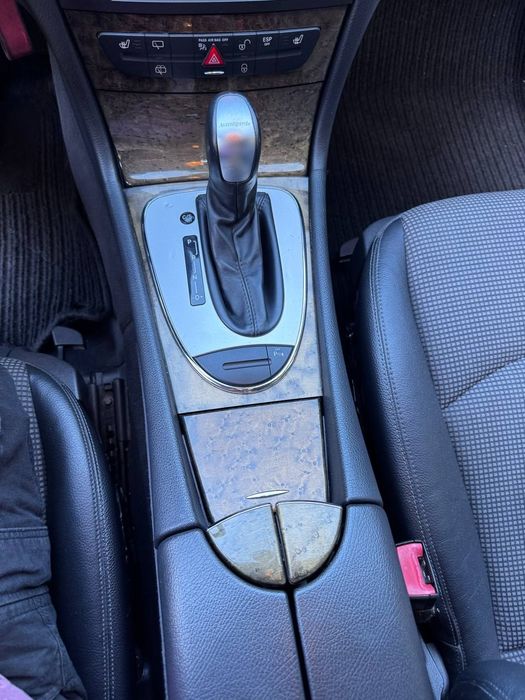 Mercedes-Benz Mercedes-Benz E 200 2006 VIN WDB2112421A973838 фото оголошення 17 з 21