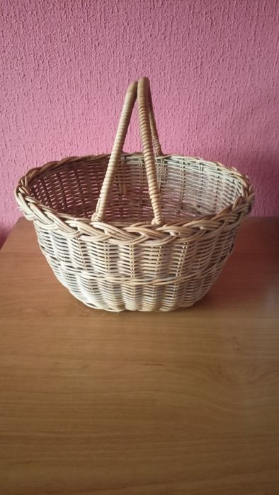 Solidny koszyk wiklinowy 29x25x16